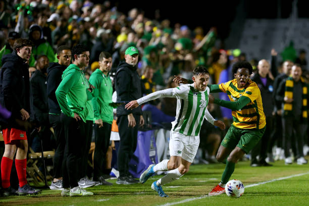 神勇表现 神勇表现