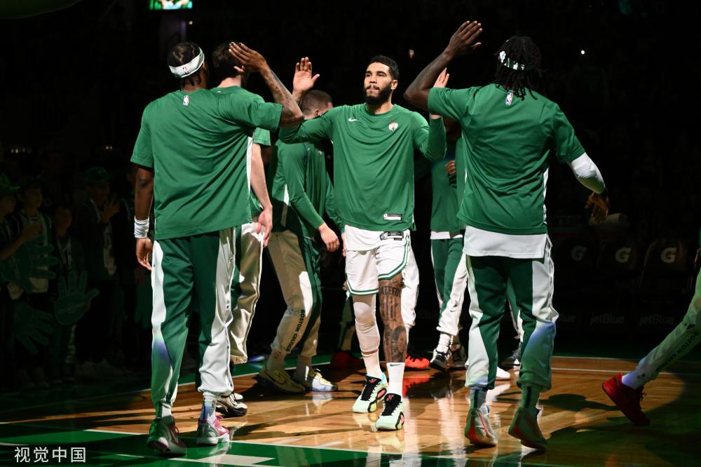 以标志性的 以标志性的